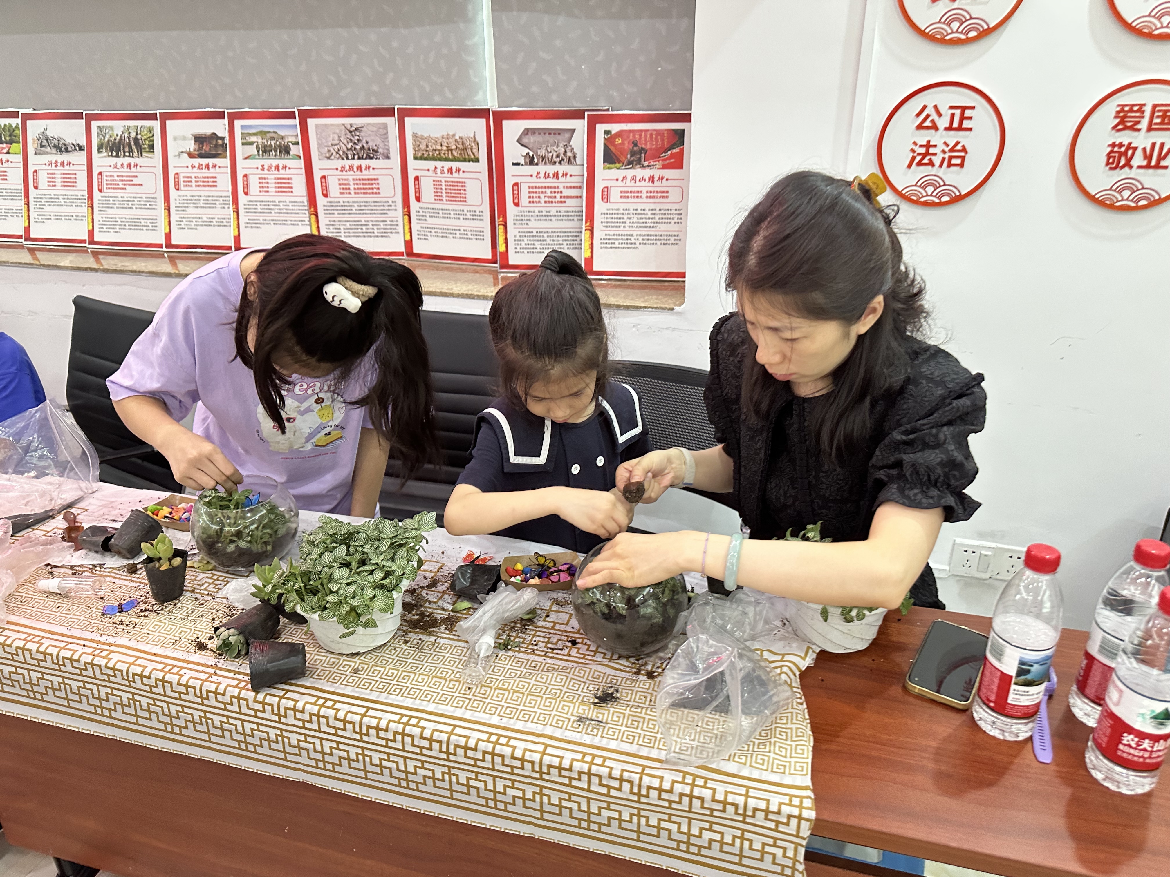 932fd1983136f329fc22fdc2d5887932_.jpg 932fd1983136f329fc22fdc2d5887932_.jpg