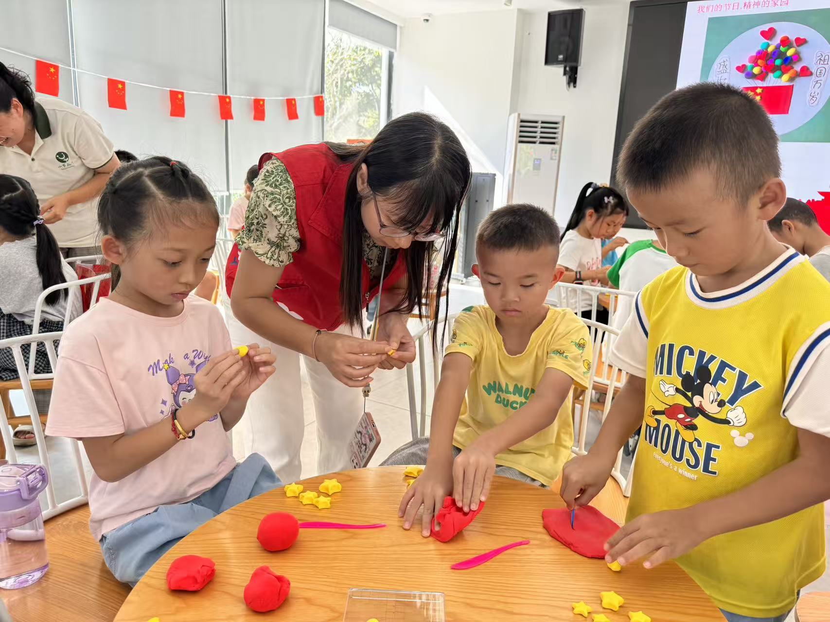 eb0e3acc732e57a786ae4034b52a299f.jpg eb0e3acc732e57a786ae4034b52a299f.jpg