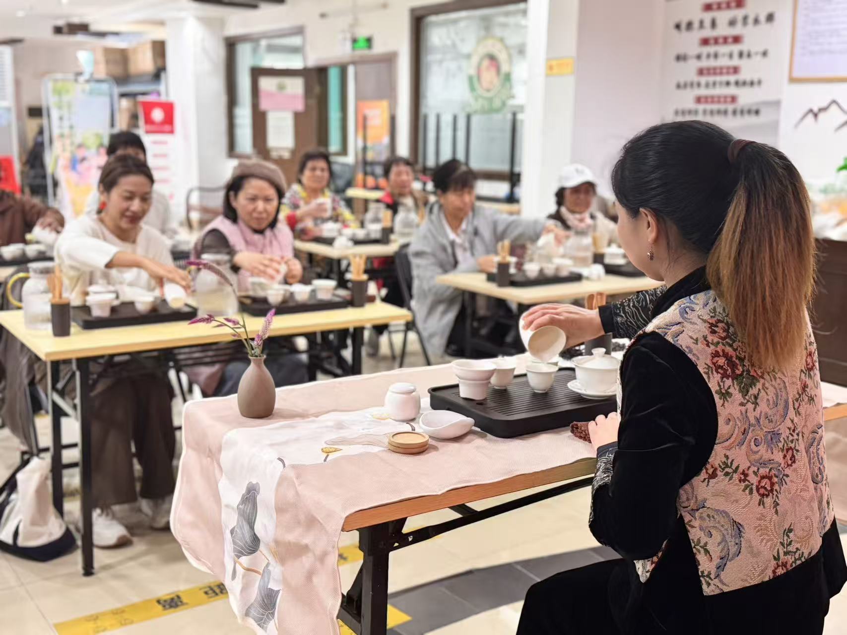 eb1143baec341d898cf9cc69e95051c8.jpg eb1143baec341d898cf9cc69e95051c8.jpg