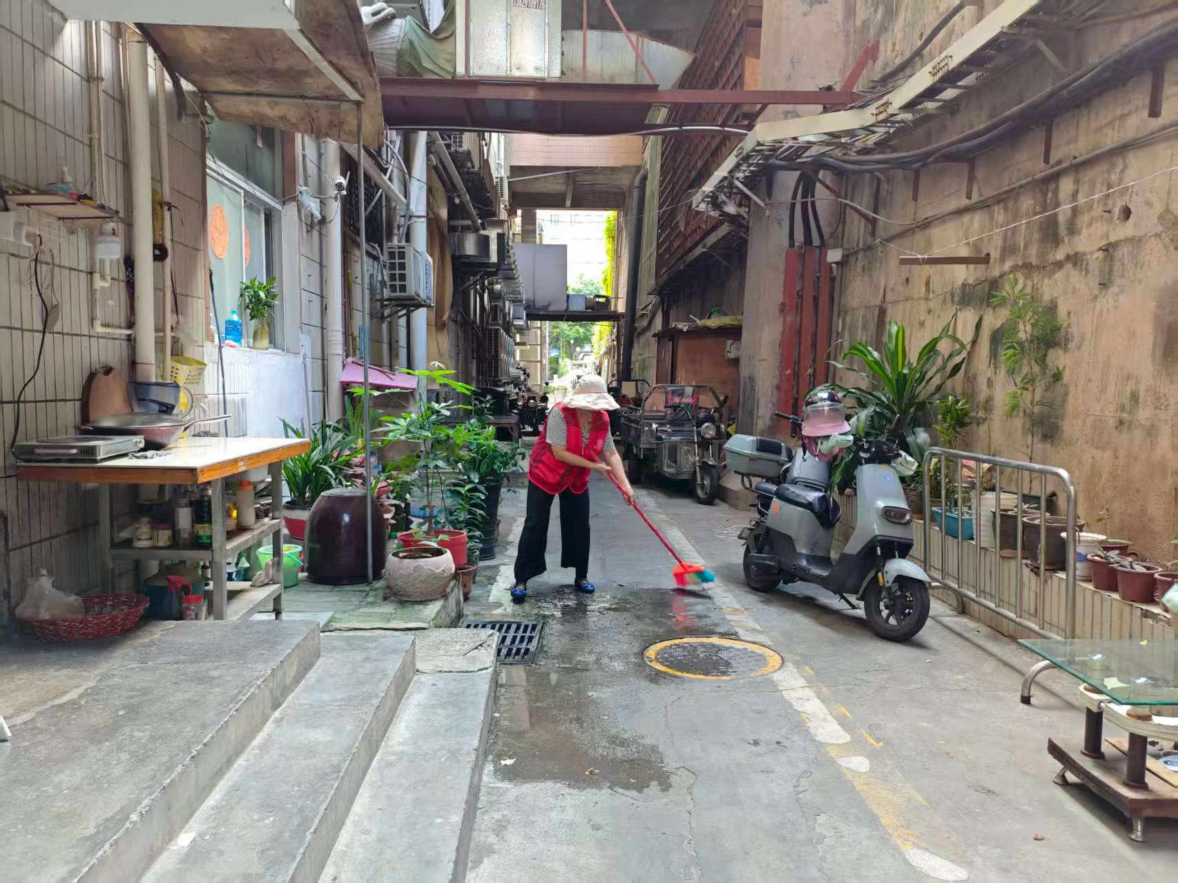 清理积水 (4).jpg