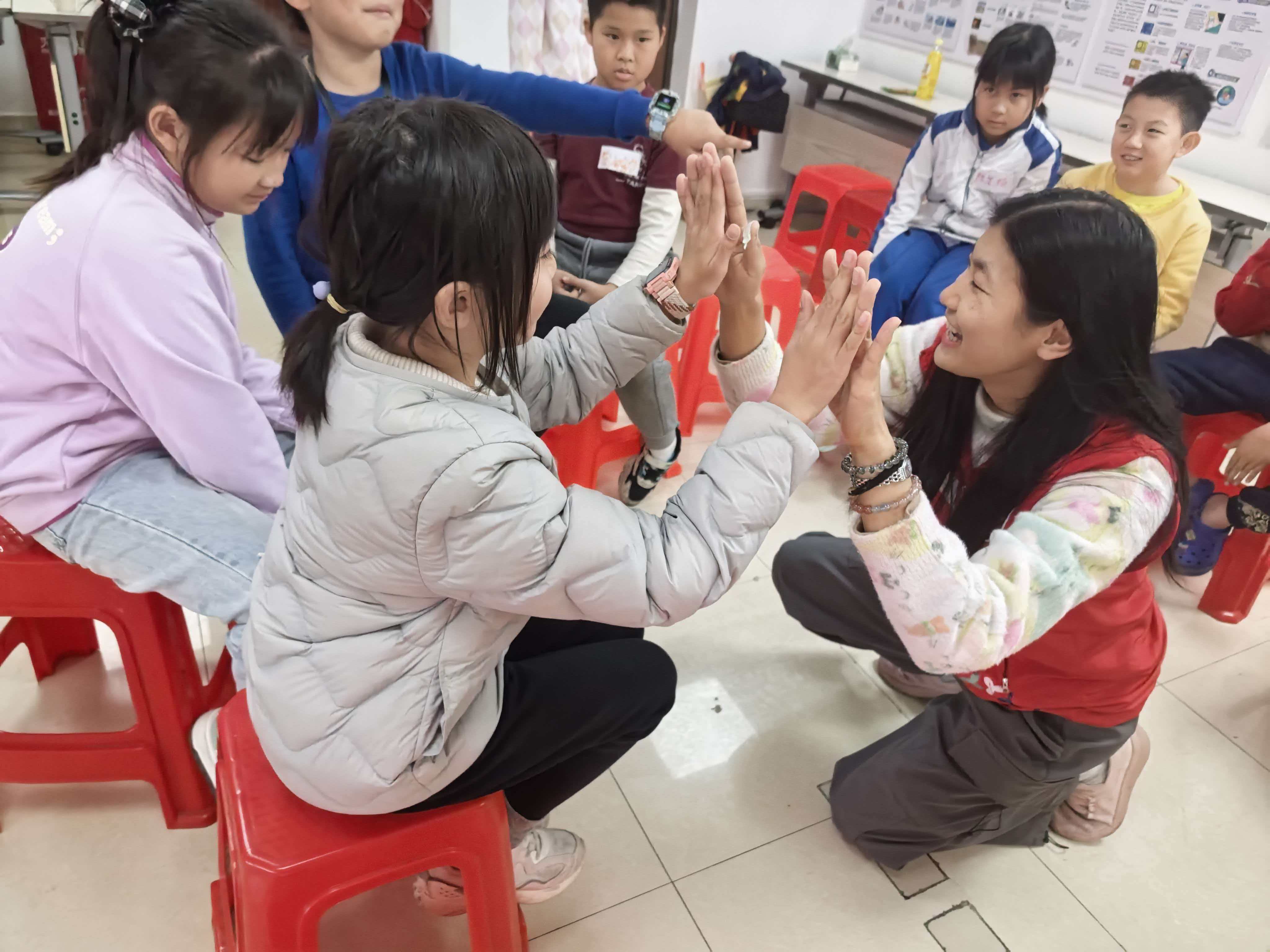 互动.jpg 互动.jpg