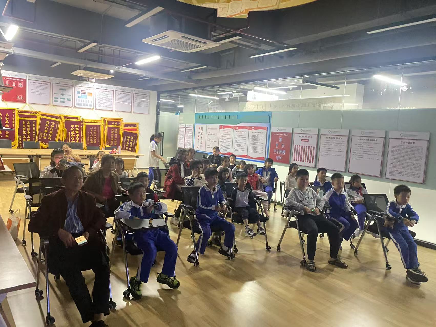 a5048a17c62f9cb710cc6b7a8cb7baea.jpg a5048a17c62f9cb710cc6b7a8cb7baea.jpg