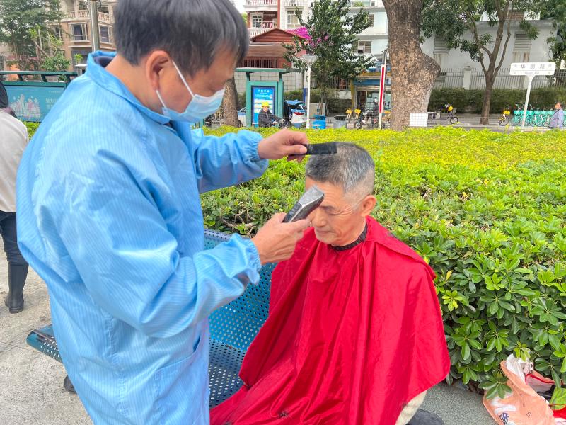 公益理发.jpg