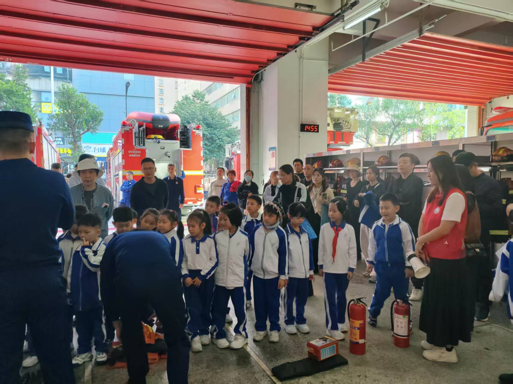 微信图片_20251122163656_463_913.jpg 微信图片_20251122163656_463_913.jpg