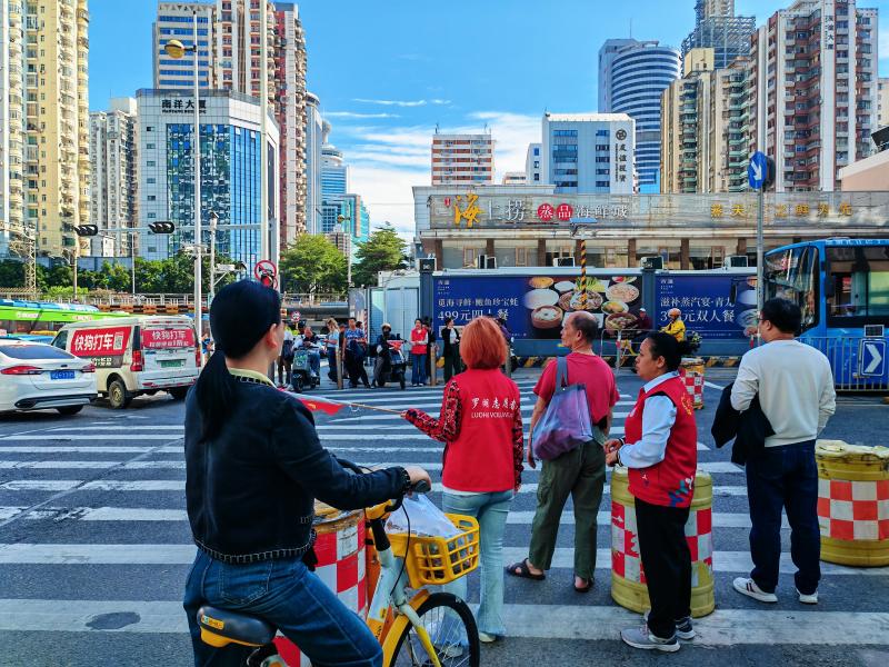 交通指挥1.jpg 交通指挥1.jpg