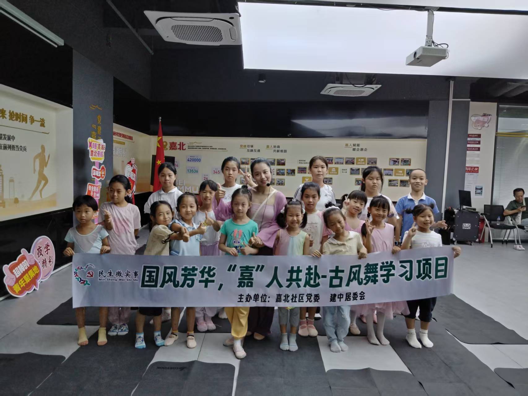 d89aaeb324eff8d40258002c325ffa0.jpg d89aaeb324eff8d40258002c325ffa0.jpg