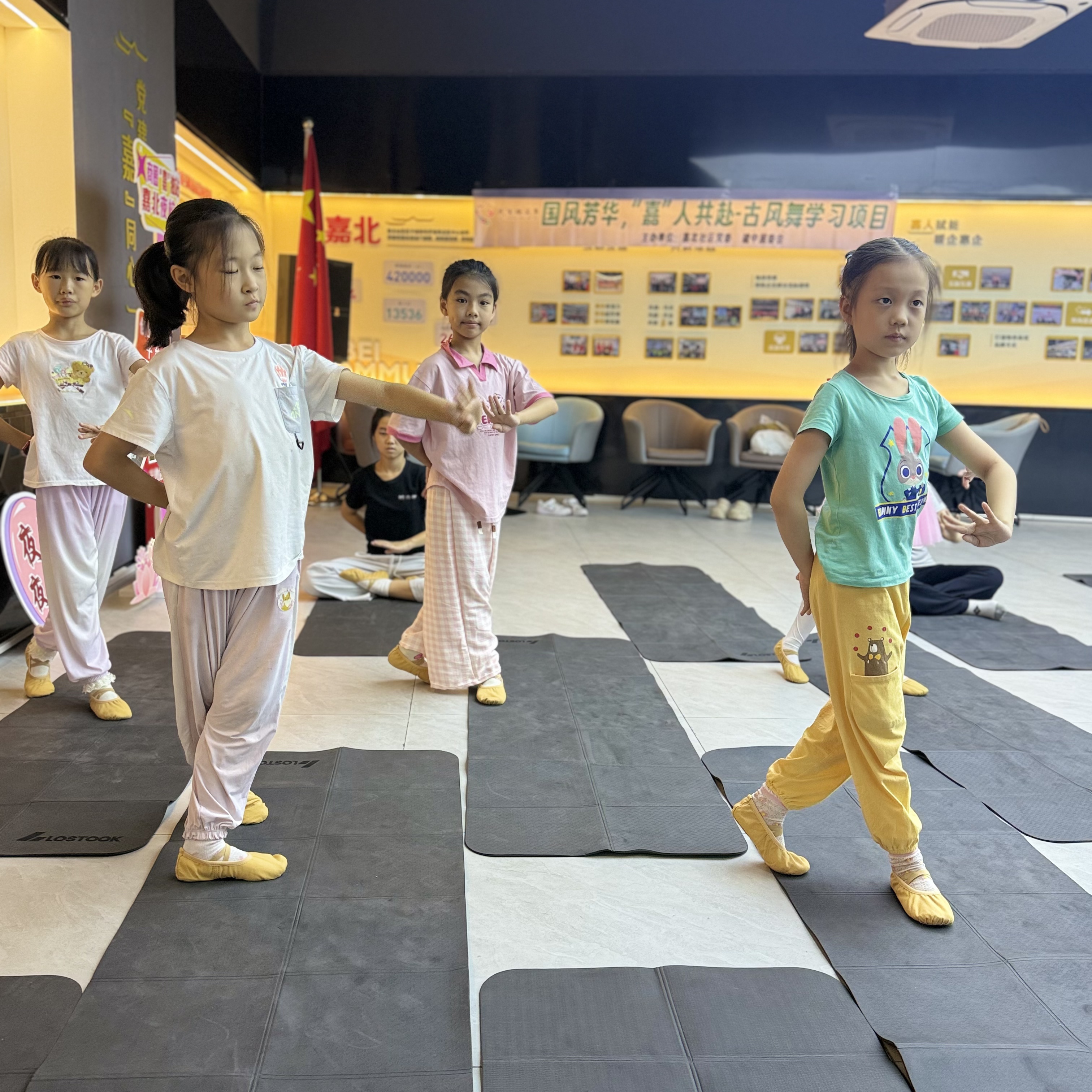 74020499f04b5ae47acab2c57cffdc3.jpg 74020499f04b5ae47acab2c57cffdc3.jpg