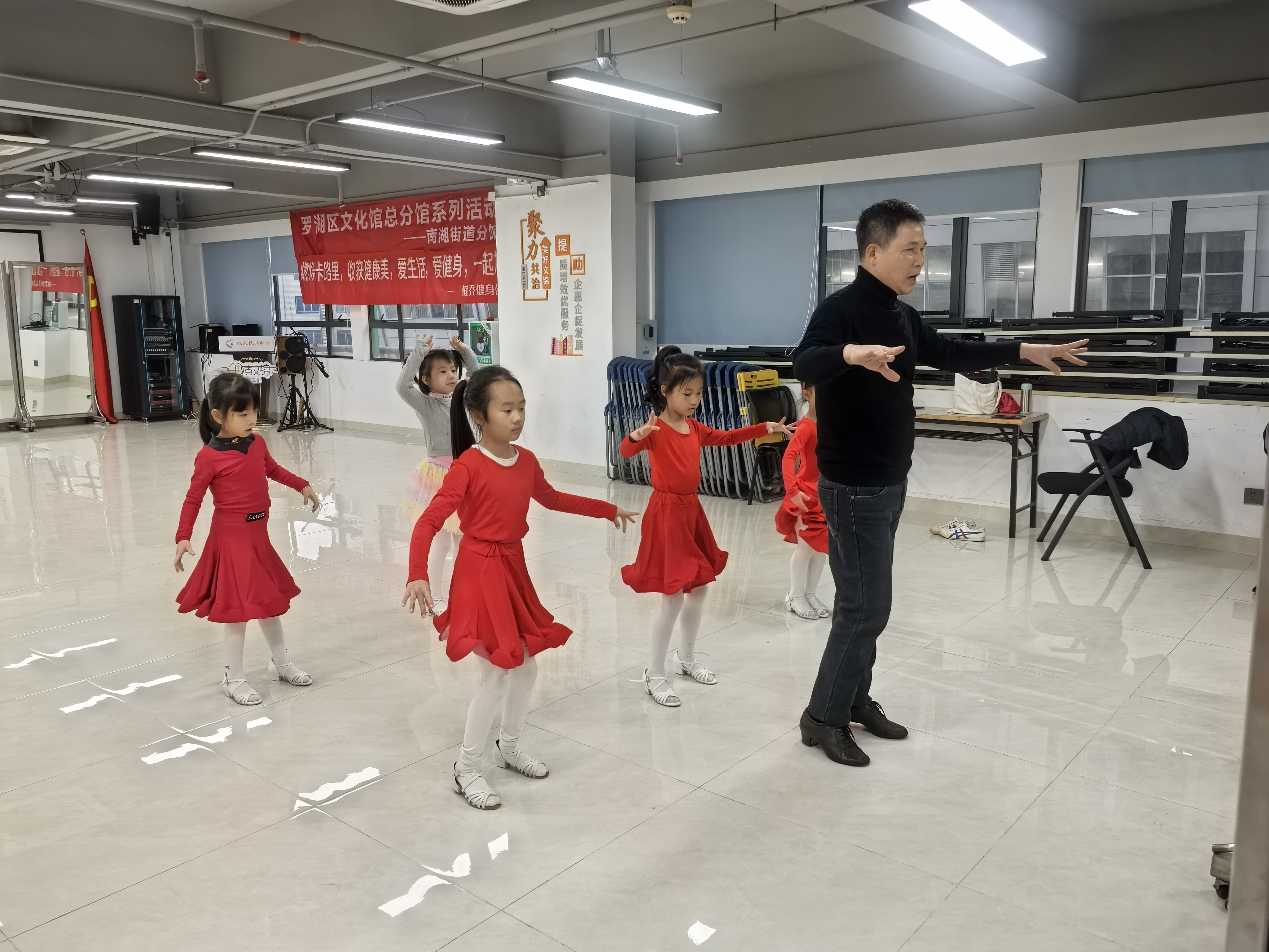 20241230少儿拉丁舞 (4).jpg 20241230少儿拉丁舞 (4).jpg