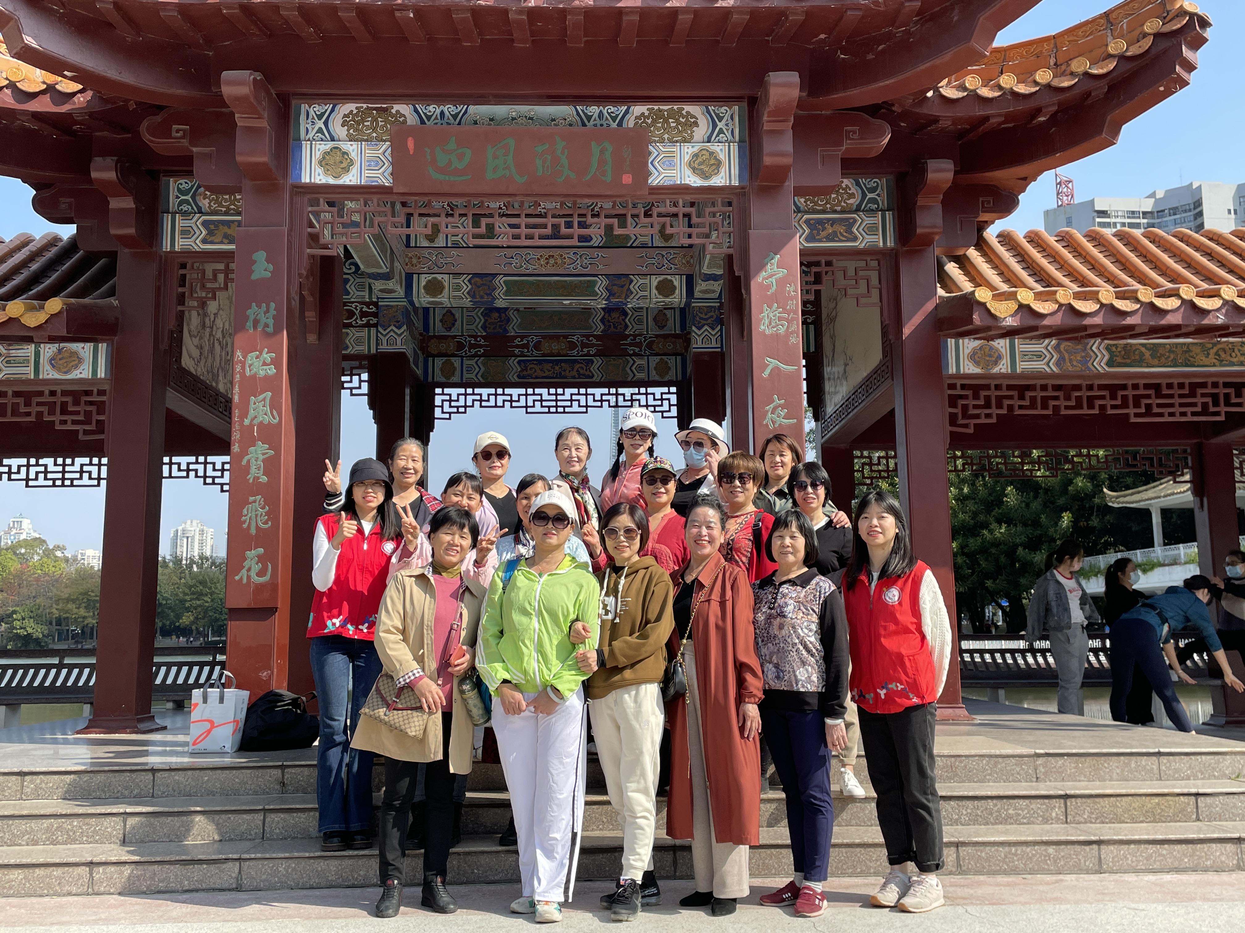 ad3b8f9d6d1c62568b9a275b4f86a24.jpg ad3b8f9d6d1c62568b9a275b4f86a24.jpg