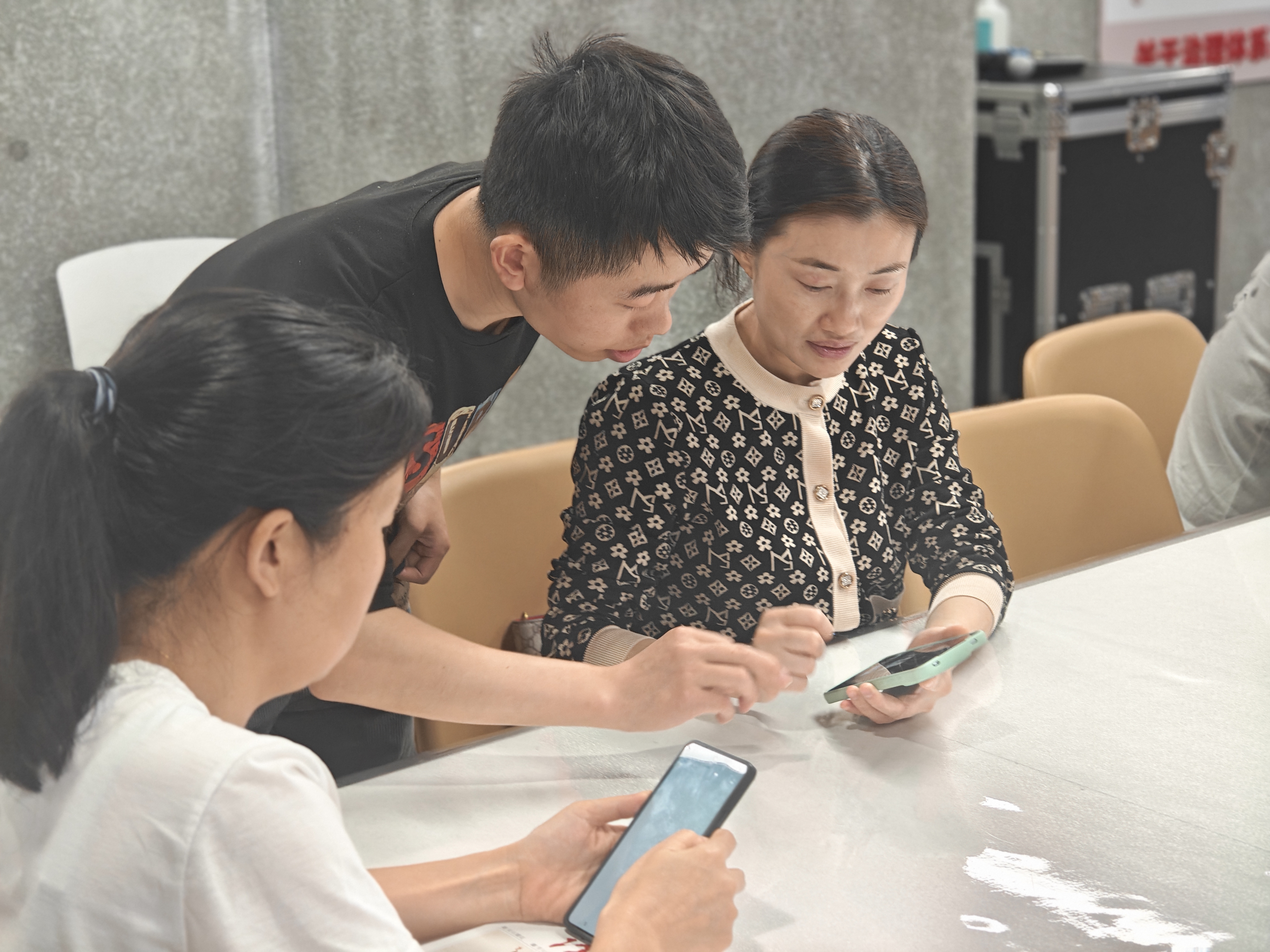 微信图片_20250425165528.jpg 微信图片_20250425165528.jpg