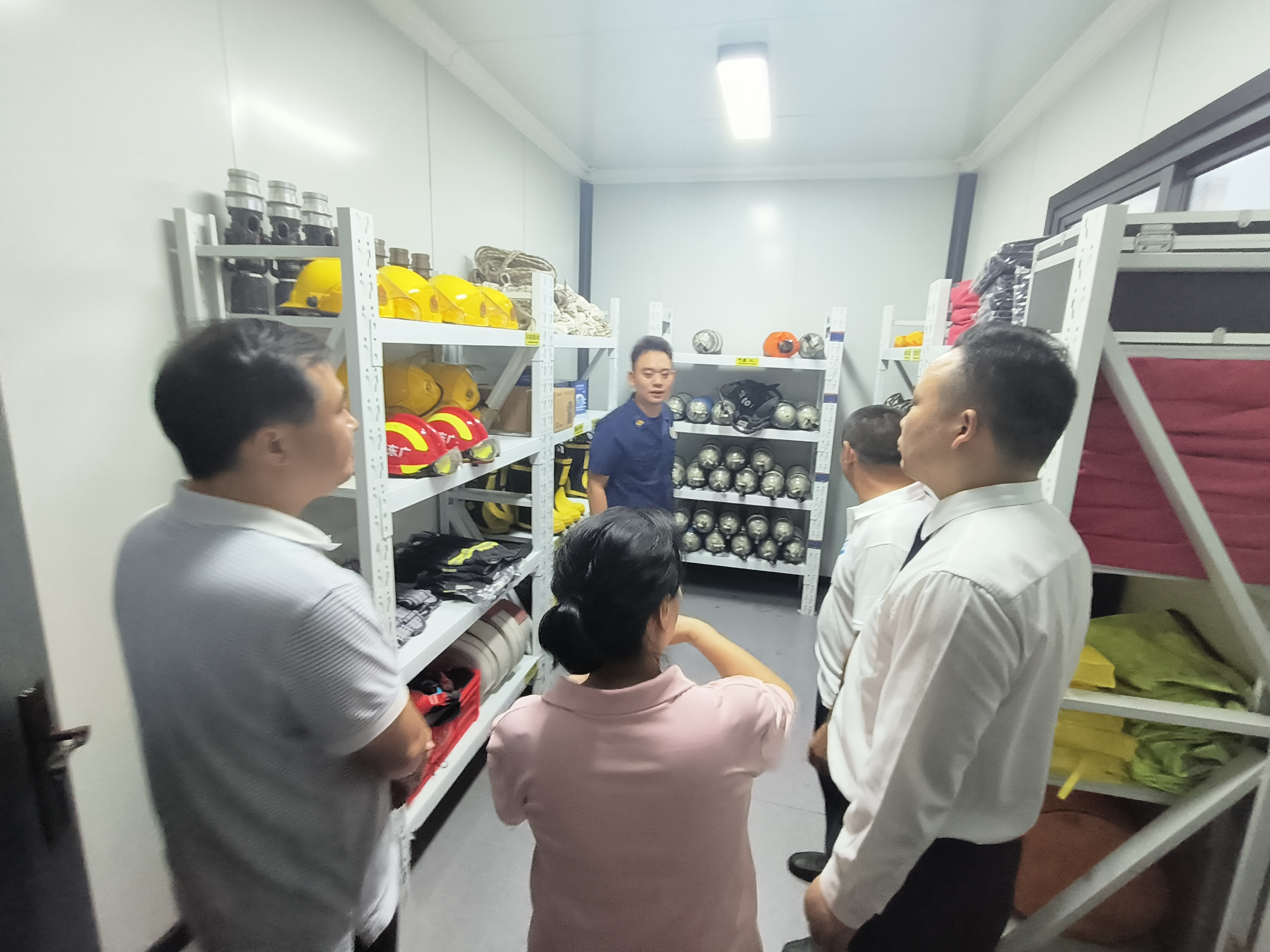 渔邨社区联合和平小型消防站 (3).jpg