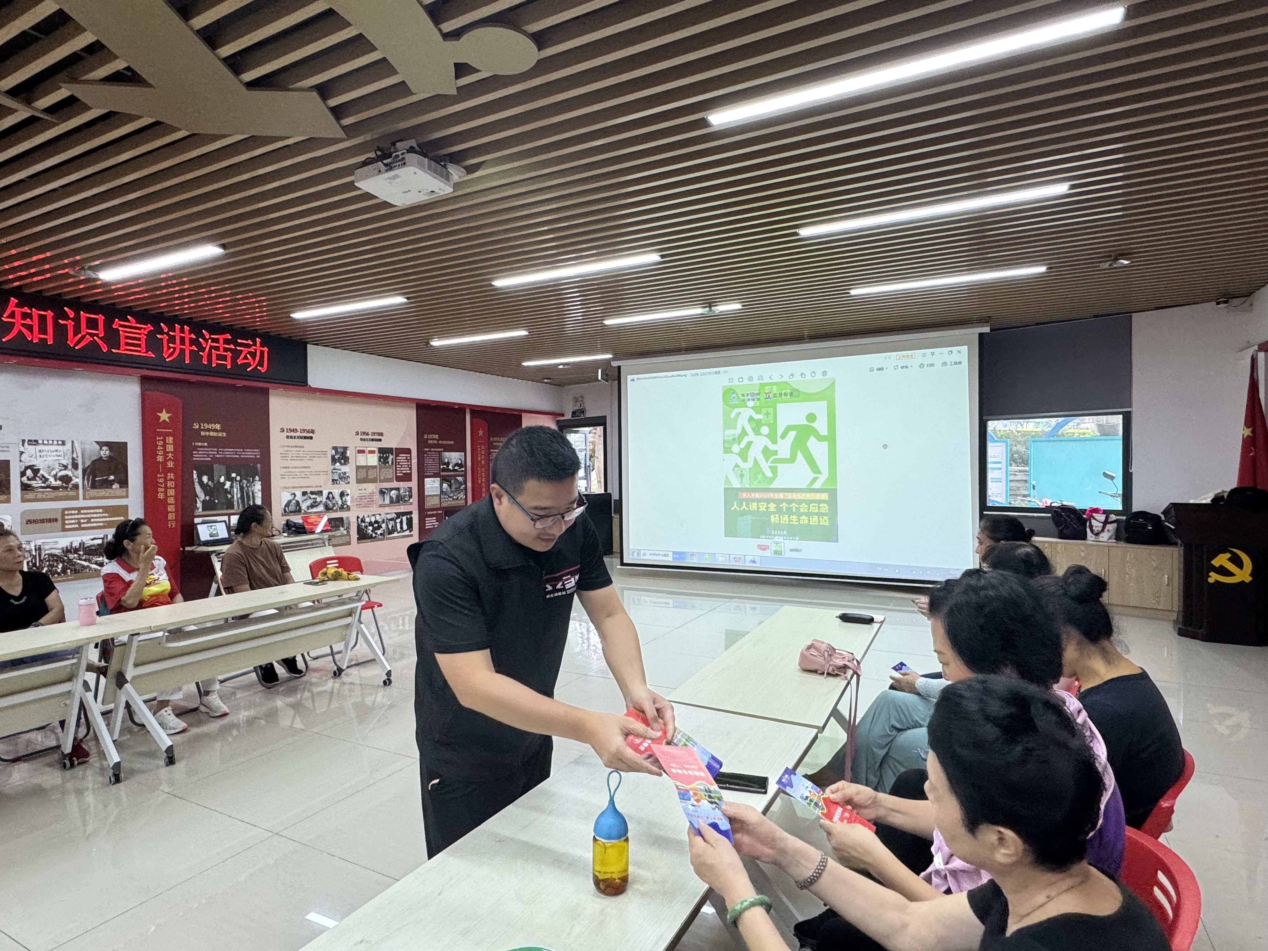 c3703e27f92734d003725fe33b0f454.jpg c3703e27f92734d003725fe33b0f454.jpg