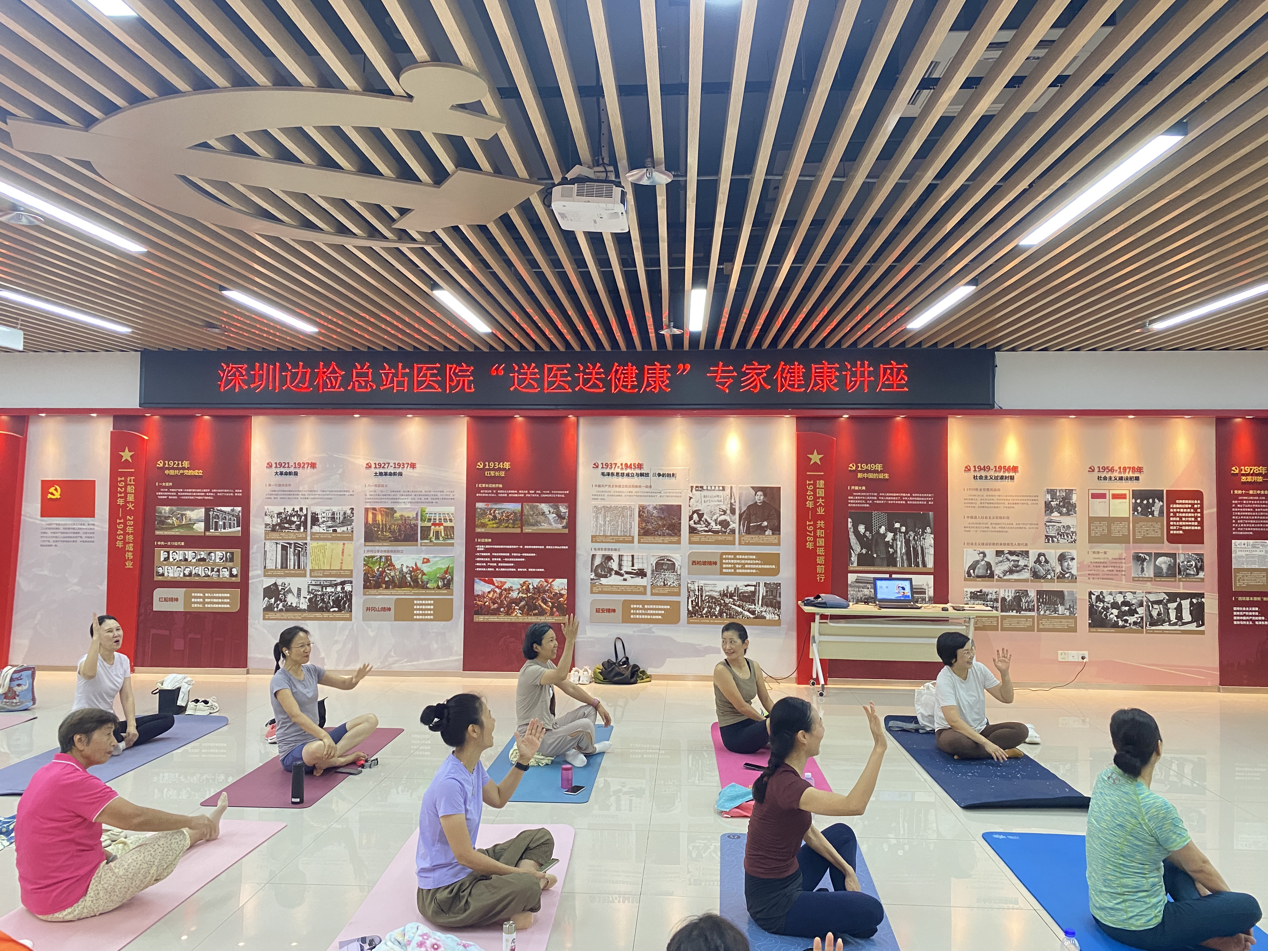 04ee94c3d974a1ae4cd15d573fbae12.jpg 04ee94c3d974a1ae4cd15d573fbae12.jpg